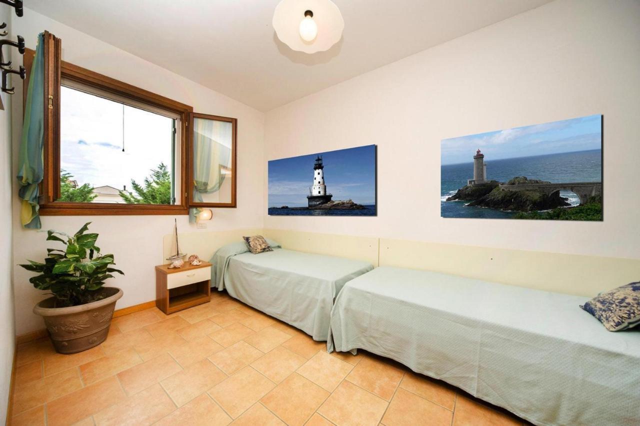 Terraced House In The Ca' Del Pino Holiday Complex With Communal Pool In 비비오네 외부 사진
