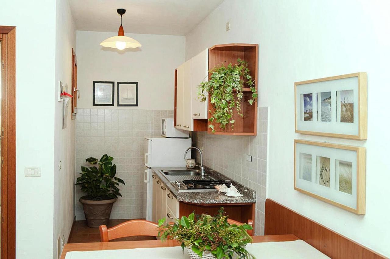 Terraced House In The Ca' Del Pino Holiday Complex With Communal Pool In 비비오네 외부 사진